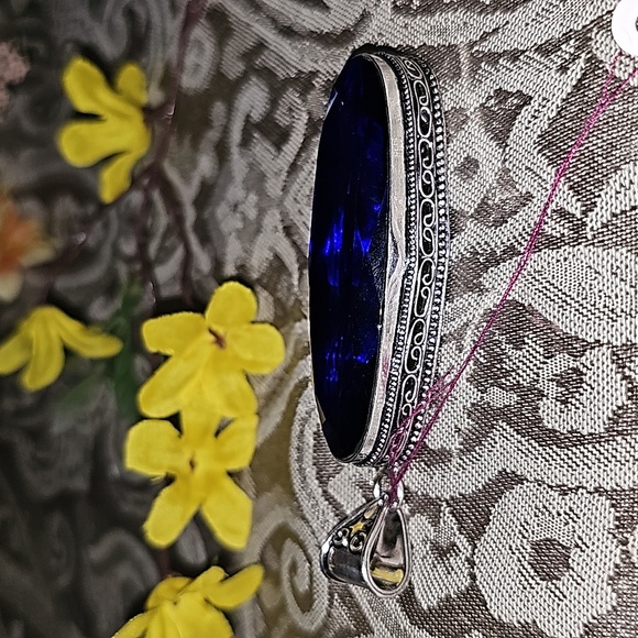 New Sapphire Quartz pendant - Picture 7 of 8